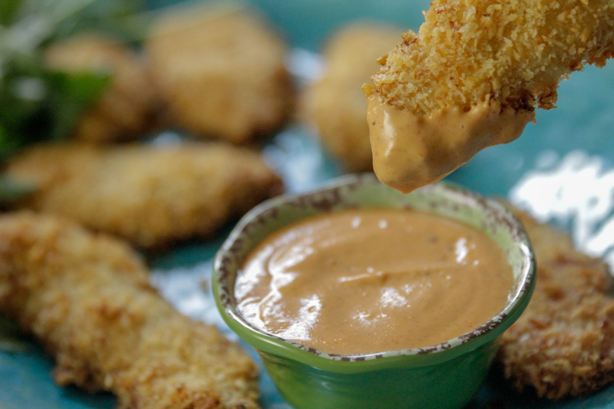 Crispy Chicken Fingers with Sriracha Comeback Sauce