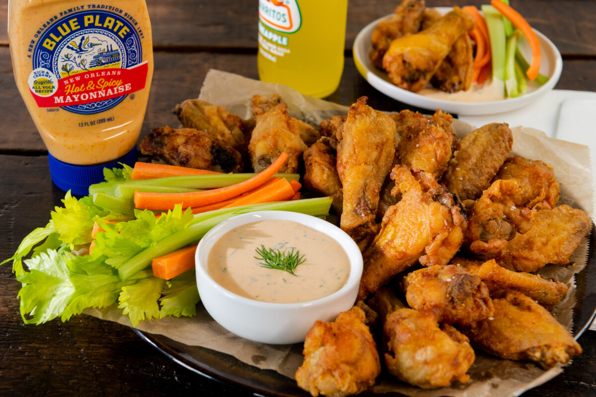 Crispy Baked Chicken Wings with Spicy Ranch Dressing Recipe - Blue Plate Mayonnaise